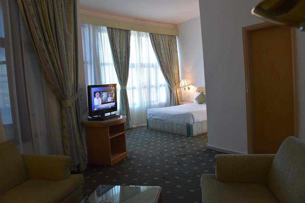 Al Bastaki International Hotel クウェート エクステリア 写真