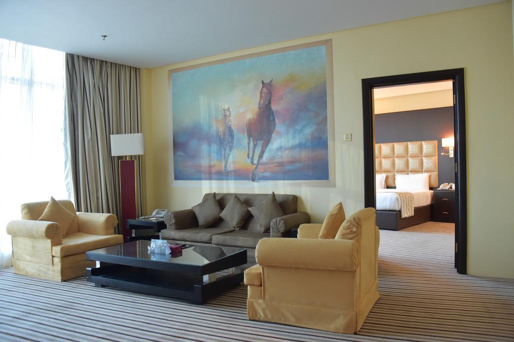 Al Bastaki International Hotel クウェート エクステリア 写真