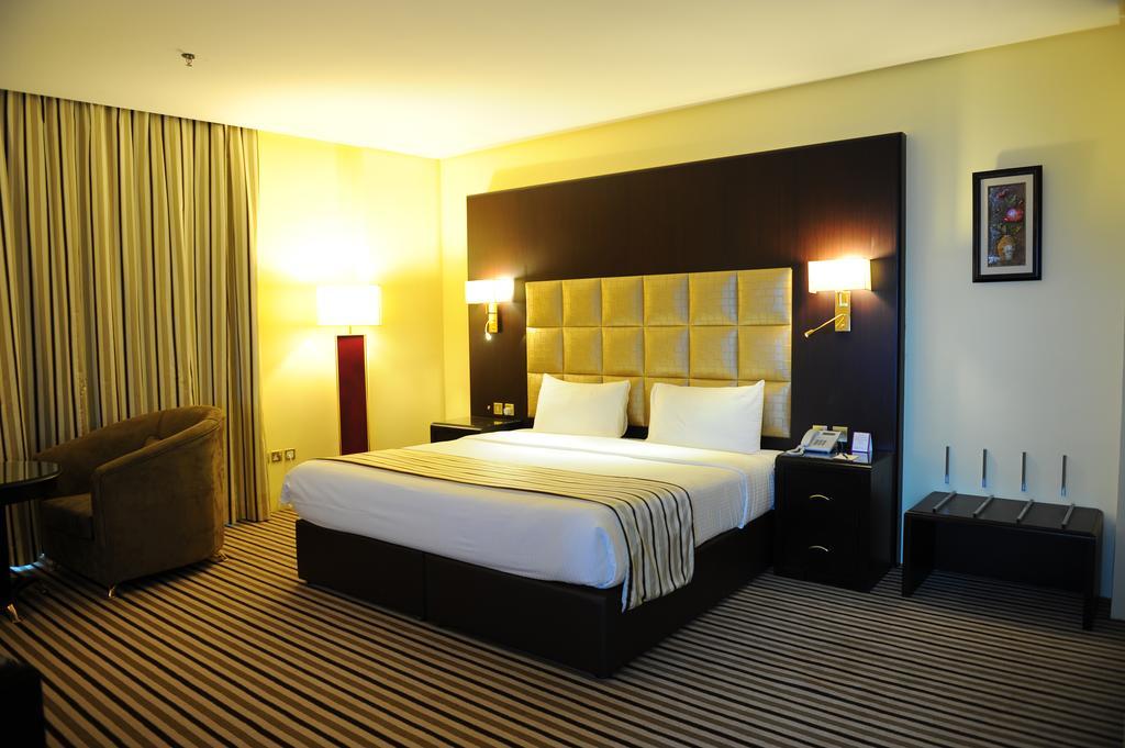 Al Bastaki International Hotel クウェート エクステリア 写真